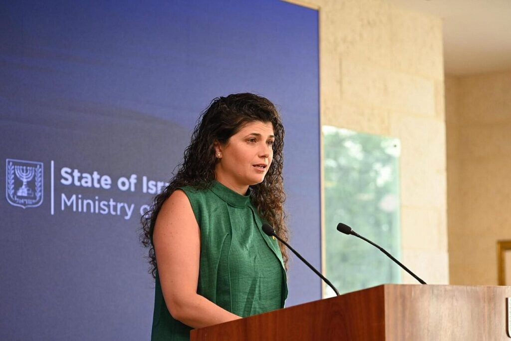 Israeli deputy FM: The world loves dead Jews
