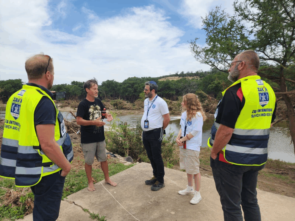 Israeli Search & Recovery Team Aids Texas First Responders Following Deadly Flooding