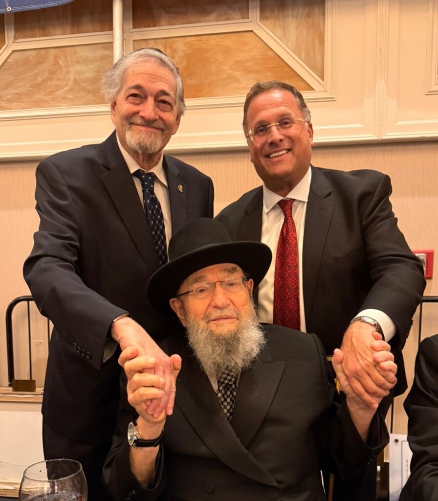 Shloime And Libby Dachs Receive “Rabbeinu Moshe Feinstein Award,” At 119th Dinner For MTJ