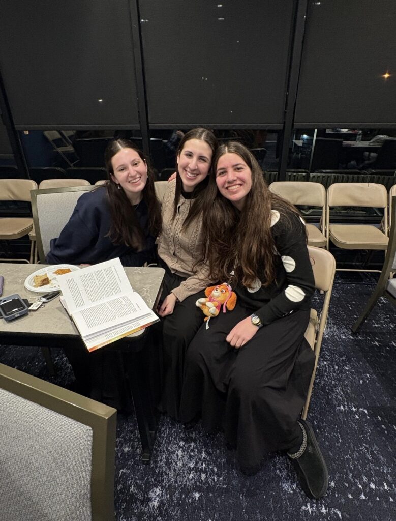 Lighting The Way To Jewish Communal Leadership