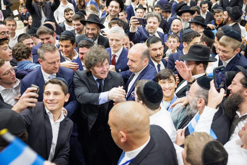 President Of Argentina Honored At Yeshiva Darchei Torah